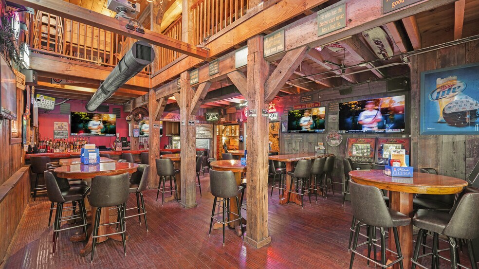 More Photos Of 1815 Bagnell Dam Blvd, Lake Ozark Restaurant For Sale