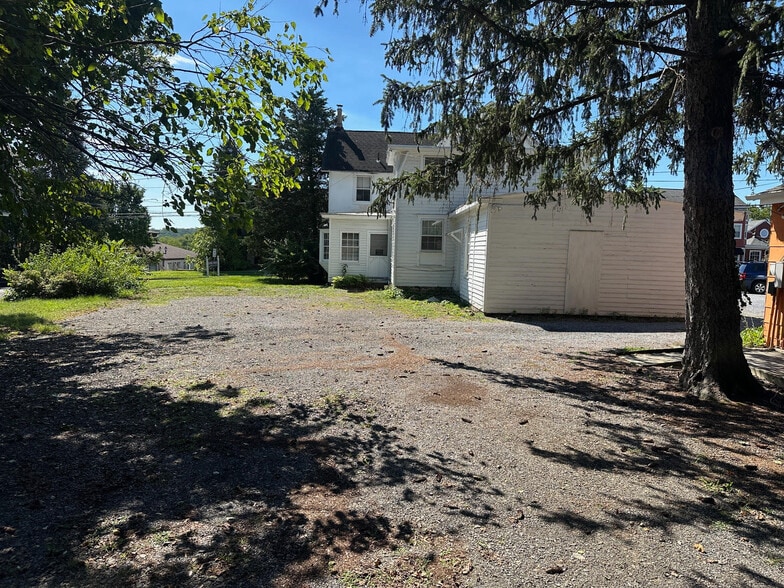 More Photos Of 5812 Route 202, Lahaska Office For Sale