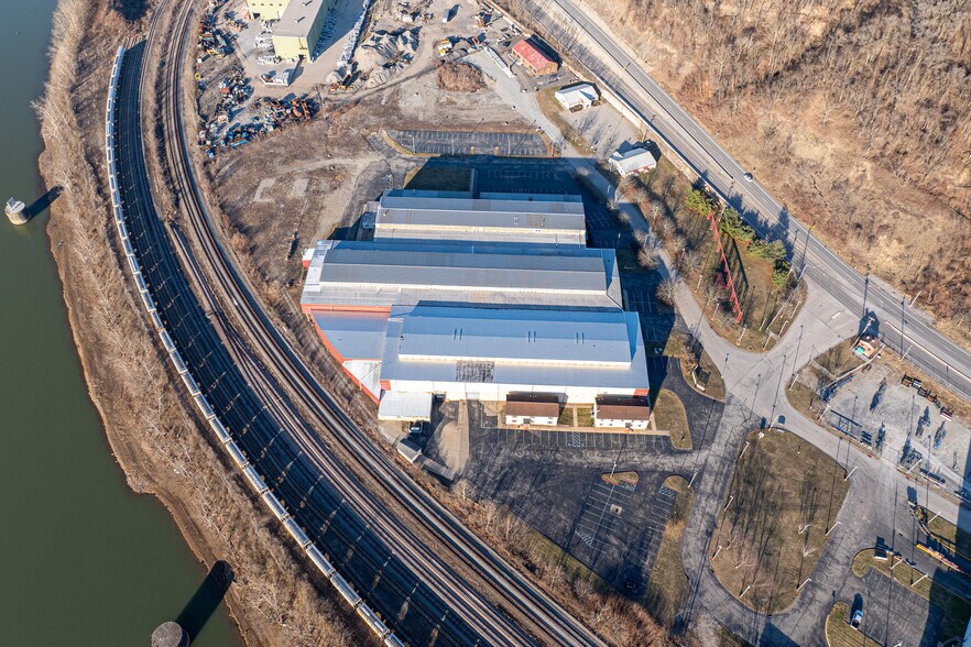 More Photos Of 200 Riverview Dr, Monessen Manufacturing For Lease