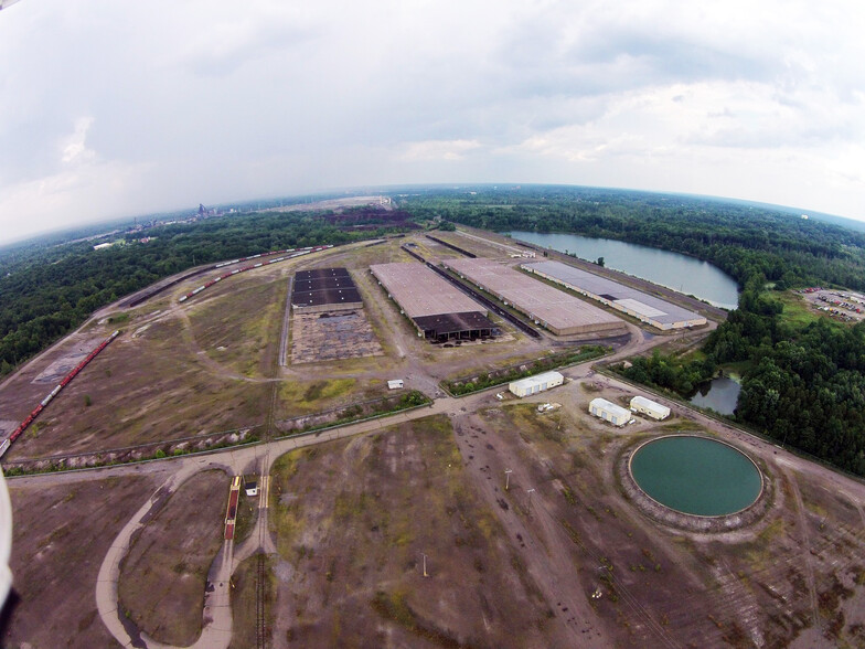 Primary Photo Of Warren Tech Park, Niles Warehouse For Lease