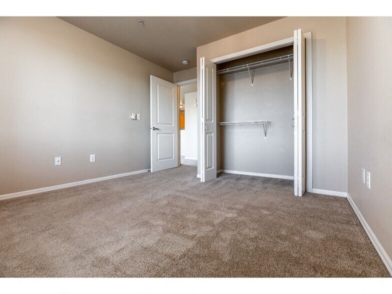 More Photos Of 315 1st Ave W, Seattle Apartments For Lease