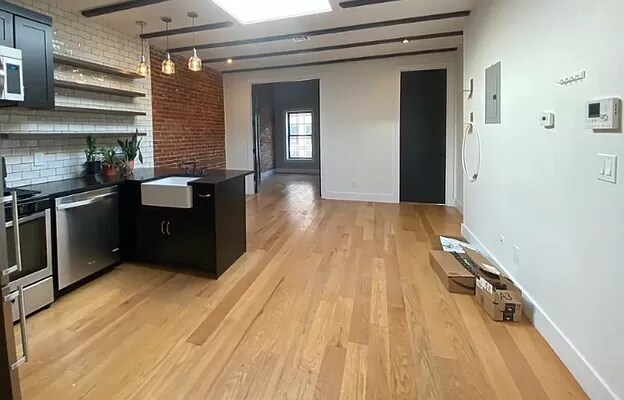 More Photos Of 447-449 Keap St, Brooklyn Apartments For Sale