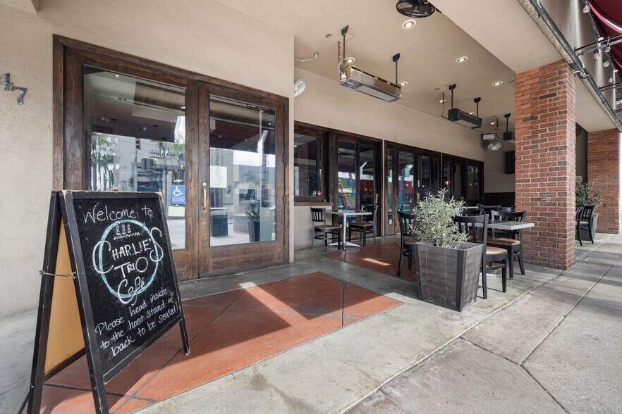 More Photos Of 47 W Main St, Alhambra Restaurant For Lease