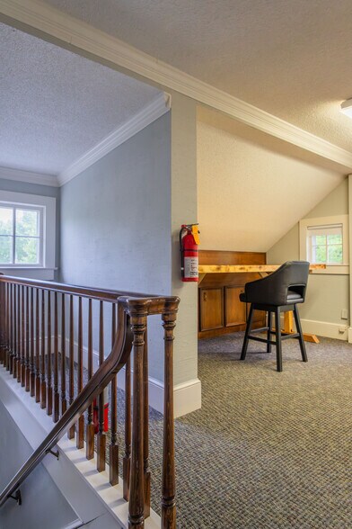More Photos Of 3562 Spangenberg Ave, Clemmons Office For Lease