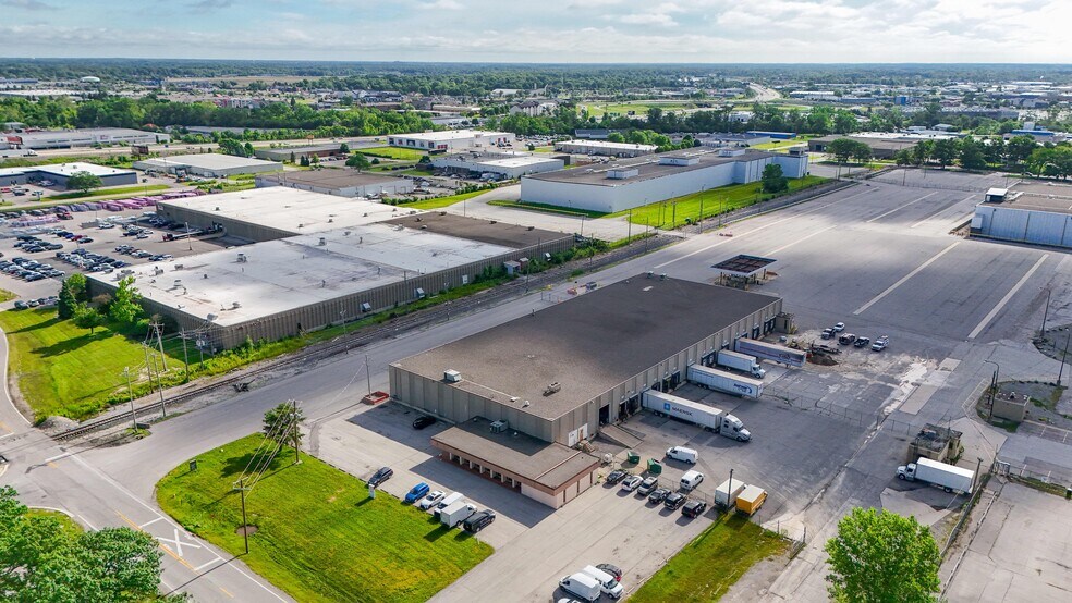 More Photos Of 4815 Executive Blvd, Fort Wayne Unknown For Lease