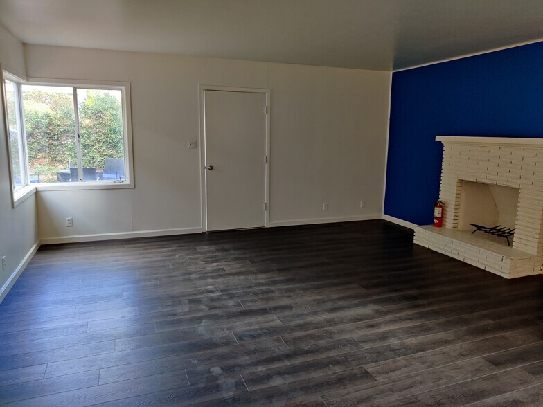 More Photos Of 350 Wonder St, Reno Apartments For Sale