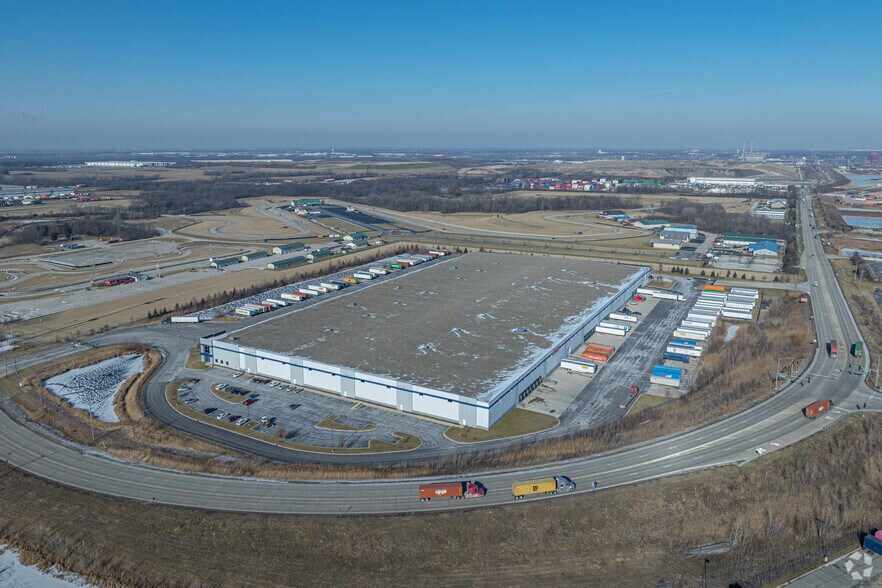 More Photos Of 3801 CenterPoint Way, Joliet Distribution For Lease