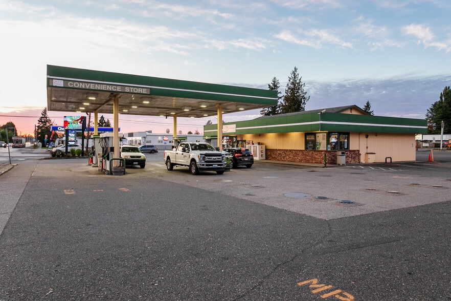 More Photos Of 102 Nooksack Ave, Nooksack Service Station For Sale
