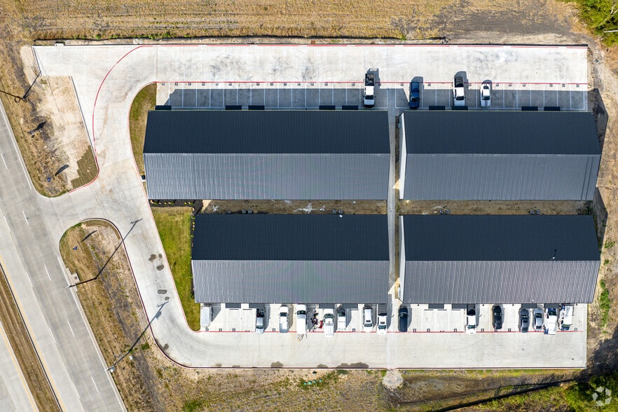 More Photos Of 3332 State Hwy 78, Wylie Light Distribution For Lease