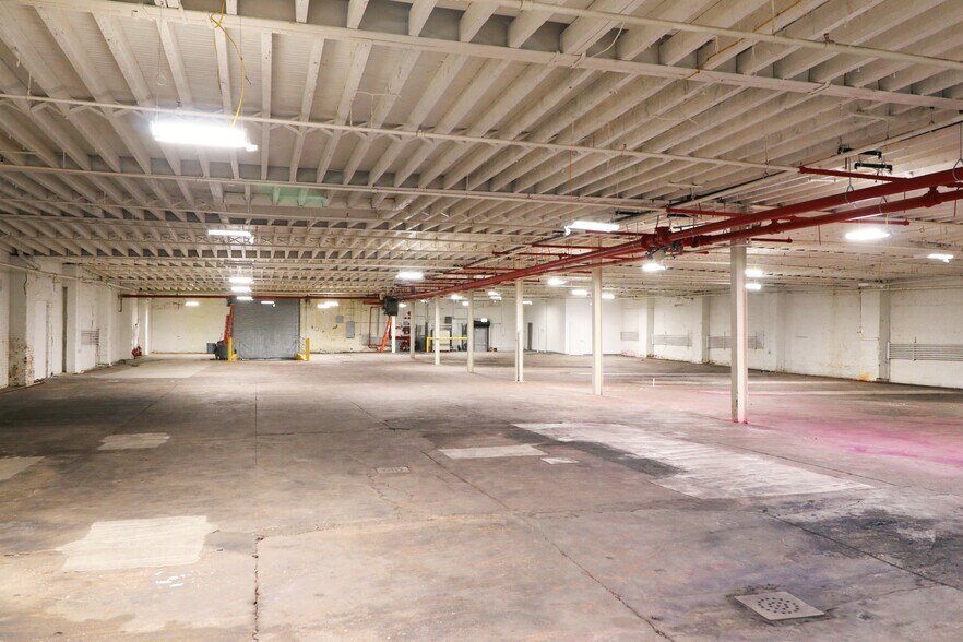 More Photos Of 450 Johnson Ave, Brooklyn Manufacturing For Lease