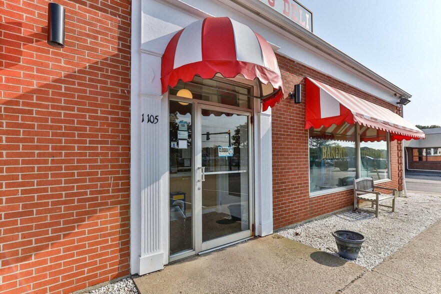 More Photos Of 1105 MA-28 Rt, South Yarmouth Restaurant For Sale