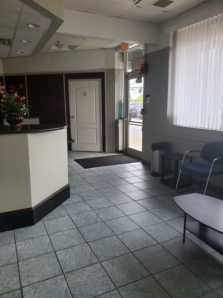 More Photos Of 120 Stafford St, Worcester Storefront Retail Office For Lease