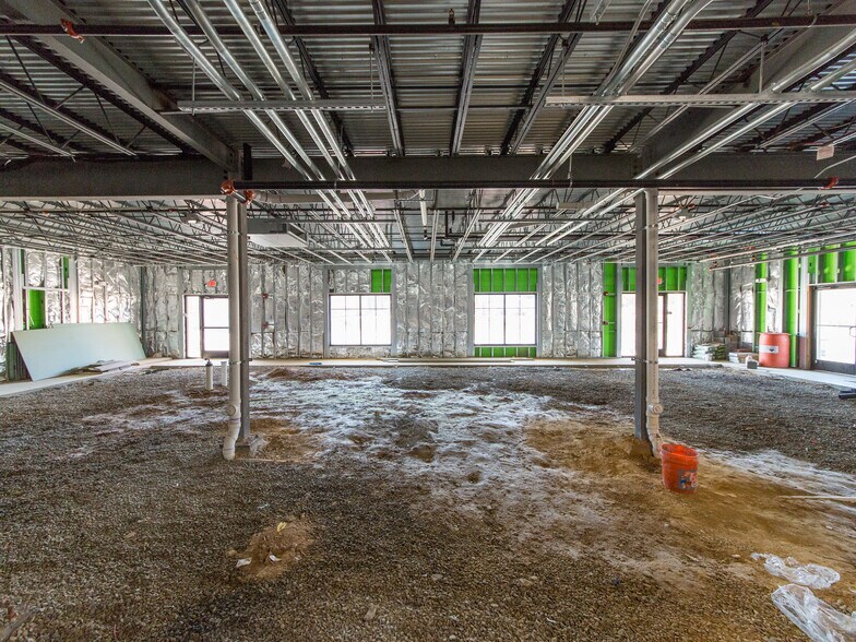 More Photos Of 208 Charlotte Hwy, Asheville Medical For Sale