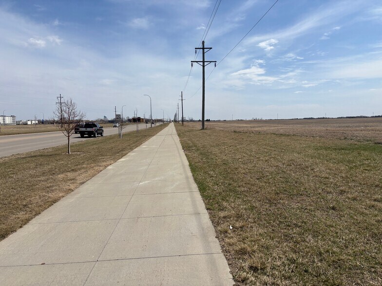 More Photos Of 37th Ave SW Ave, Minot Land For Sale