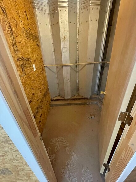 More Photos Of 4907 S Main St, Roswell Auto Dealership For Sale