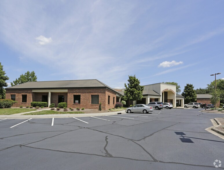 More Photos Of 8501 Tower Point Dr, Charlotte Coworking Space