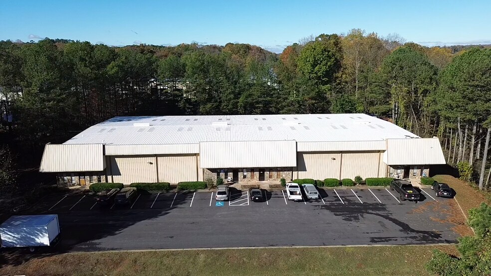 Primary Photo Of 209 Industrial Park Dr, Cumming Warehouse For Lease