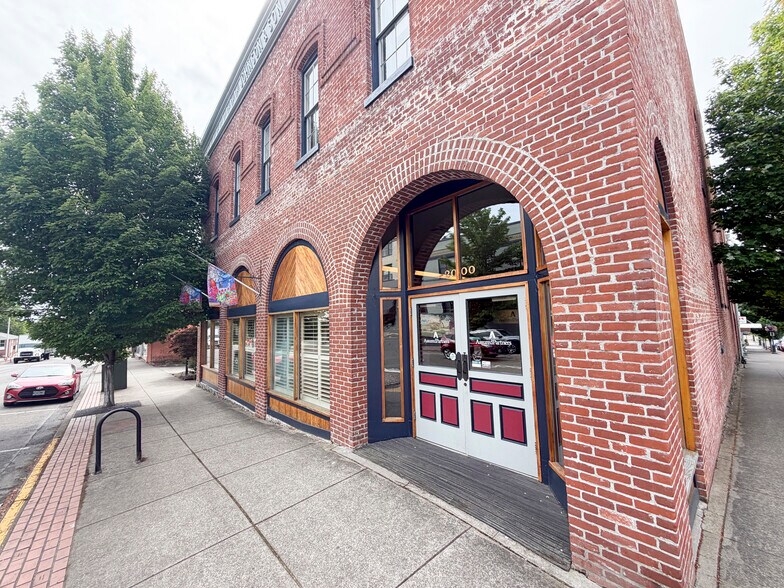 Primary Photo Of 2000 Pacific Ave, Forest Grove Storefront Retail Office For Lease