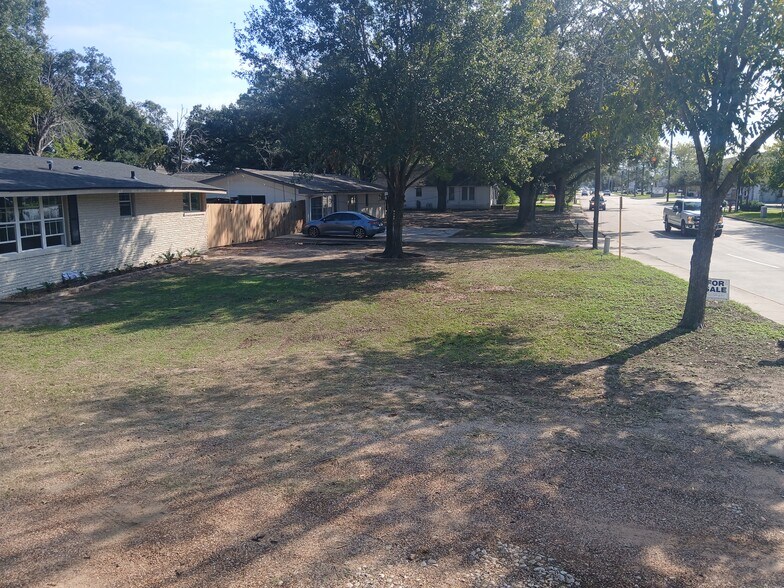 More Photos Of 1506 Avenue D, Katy Land For Sale