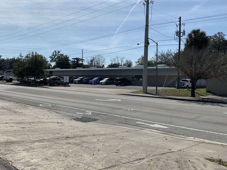 More Photos Of 1726-1742 N Magnolia Ave, Ocala General Retail For Sale