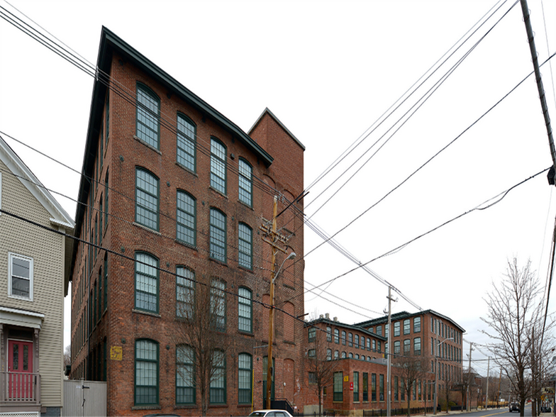 More Photos Of 166 Valley St, Providence Apartments For Sale