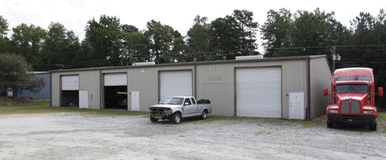 Primary Photo Of 16 Dudley Rd, Roebuck Industrial For Lease