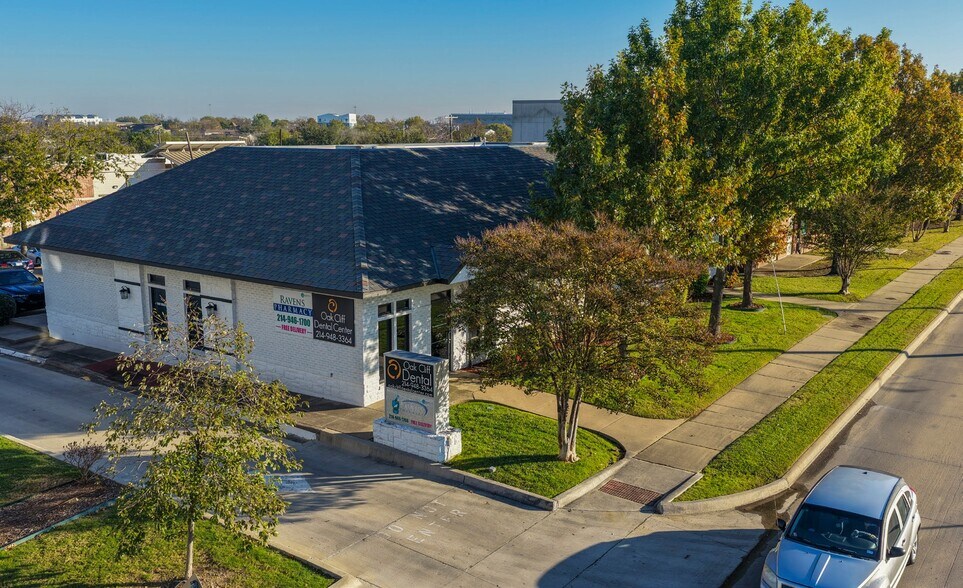 More Photos Of 820 N Zang Blvd, Dallas Medical For Sale