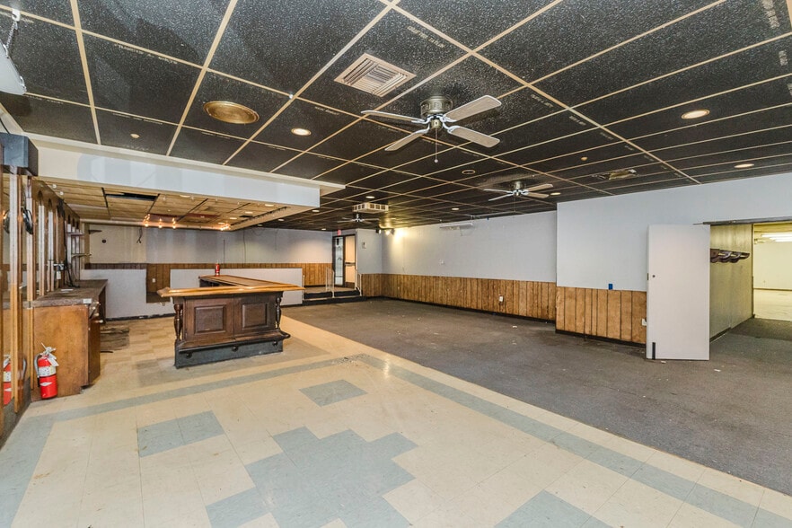 More Photos Of 1560 S Topeka St, Wichita Lodge Meeting Hall For Sale