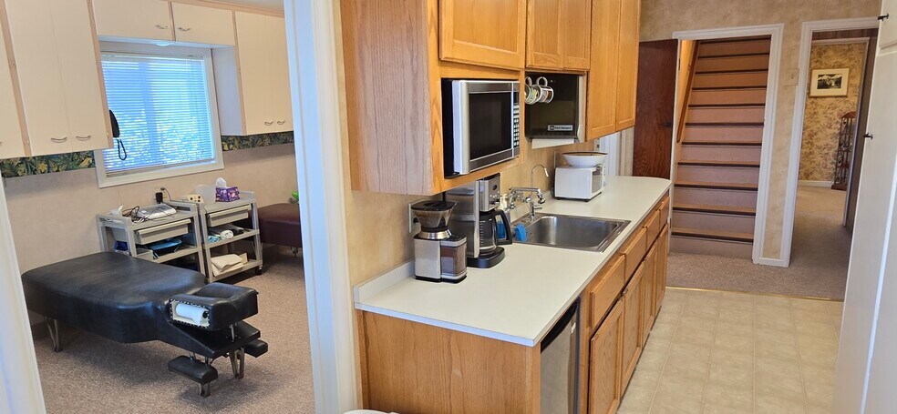 More Photos Of 133 N G St, Lompoc Medical For Sale
