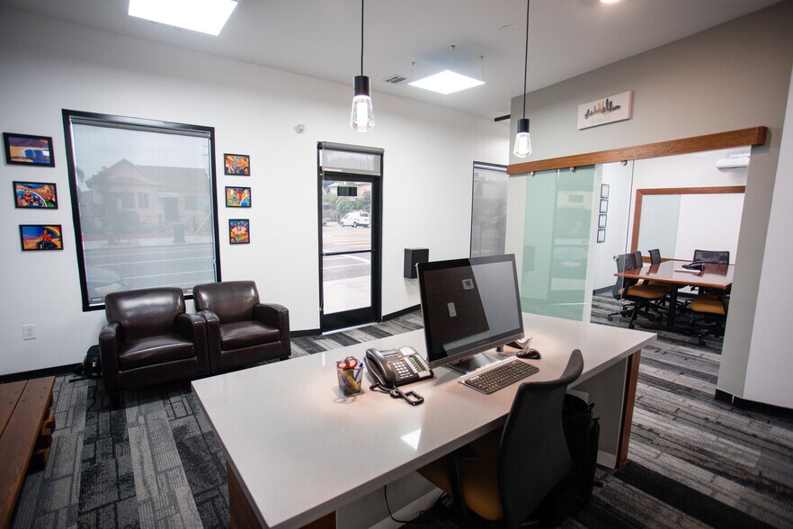 More Photos Of 2909 E 1st St, Los Angeles Office For Sale