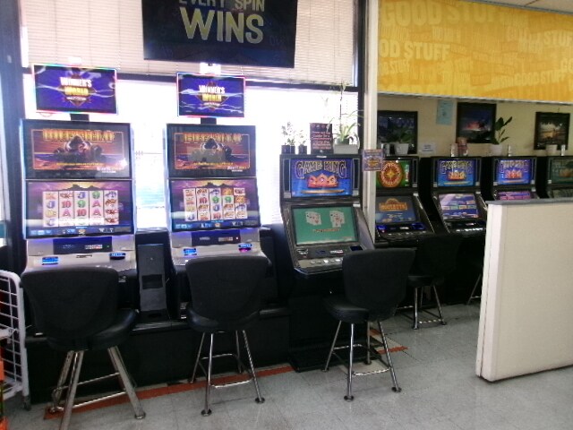 More Photos Of 4380 Spring Mountain Rd, Las Vegas Service Station For Sale