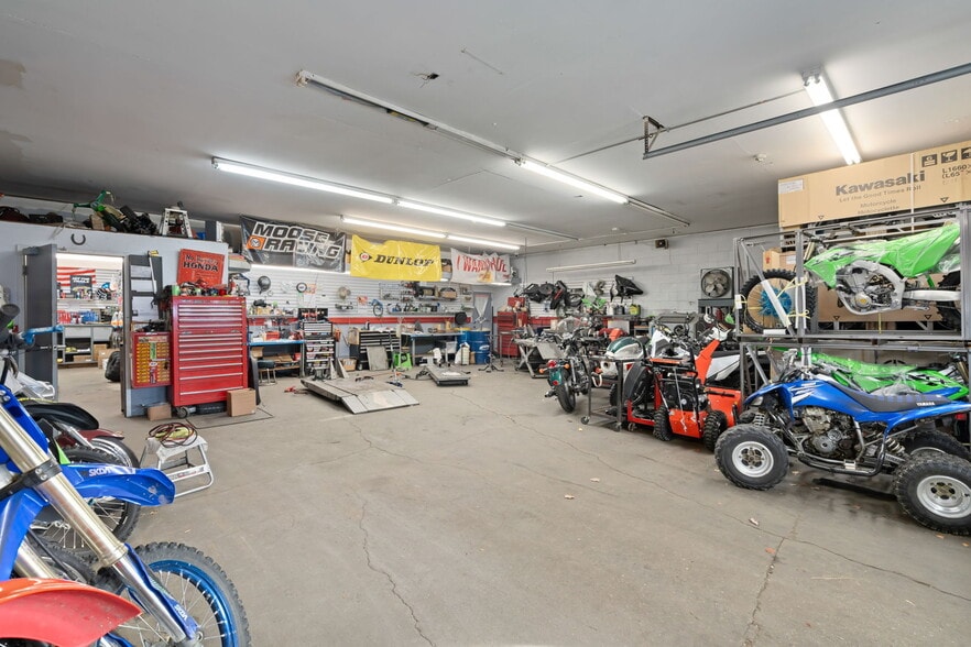 More Photos Of 49 Main St, North Reading Storefront Retail Office For Sale