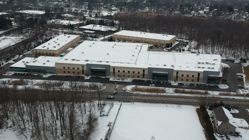 More Photos Of 227 N Route 303, Congers Warehouse For Lease