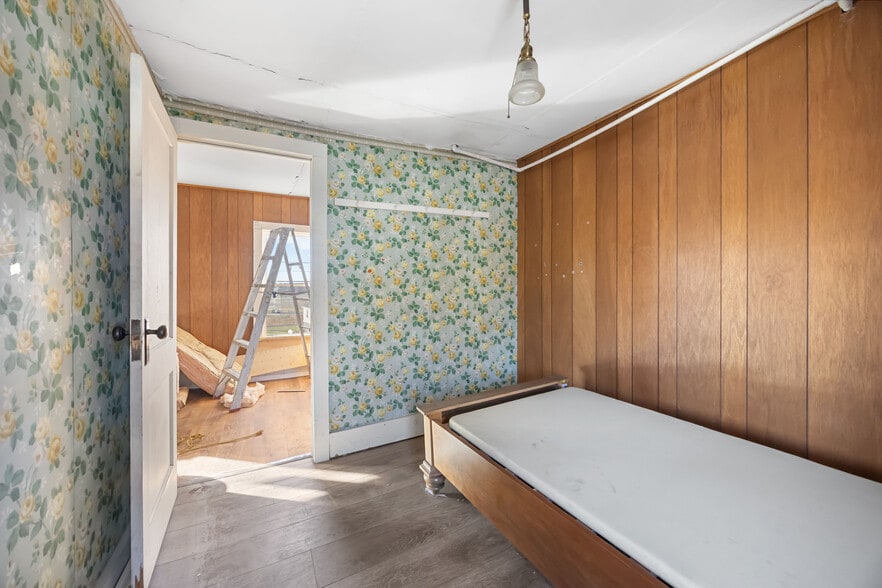 More Photos Of 2805 NY-49, Blossvale Restaurant For Sale