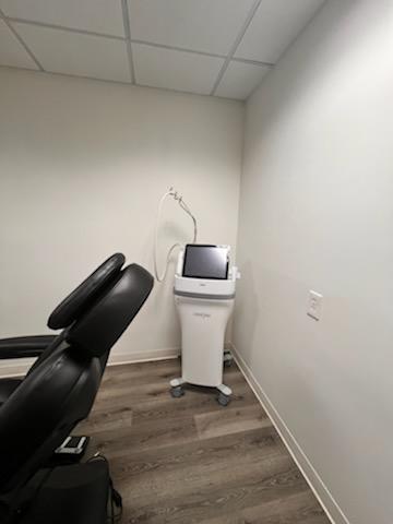 More Photos Of 2651-2675 Irvine Ave, Costa Mesa Storefront For Lease