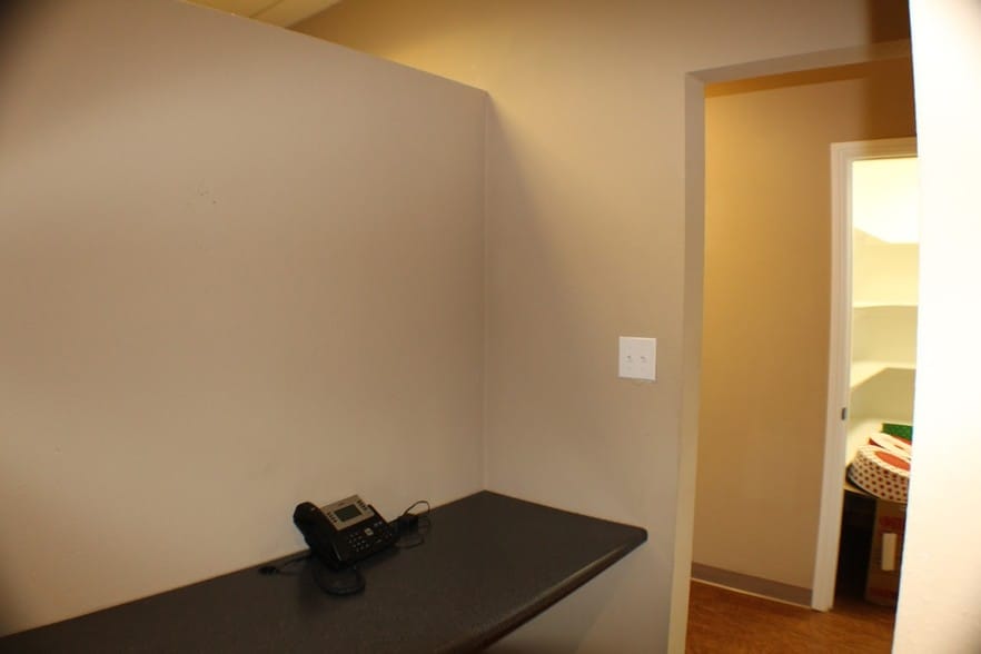 More Photos Of 605 N Nolan River Rd, Cleburne Unknown For Lease