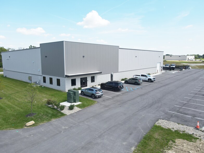 More Photos Of 0 W CR 800 S, Pendleton Unknown For Lease