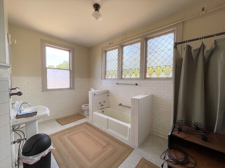 More Photos Of 1435 Market Ave N, Canton Office Residential For Sale