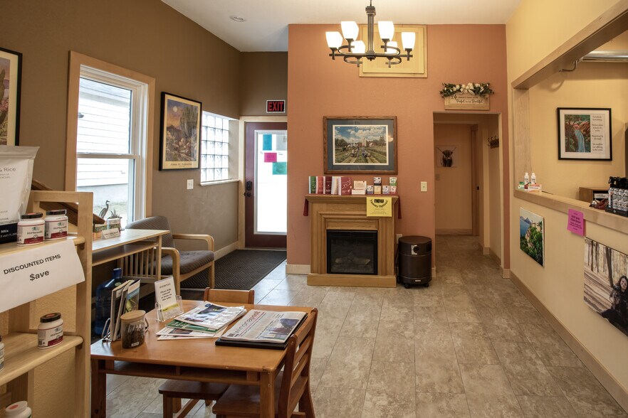 More Photos Of 1005 W 5th St, Winona Office For Sale