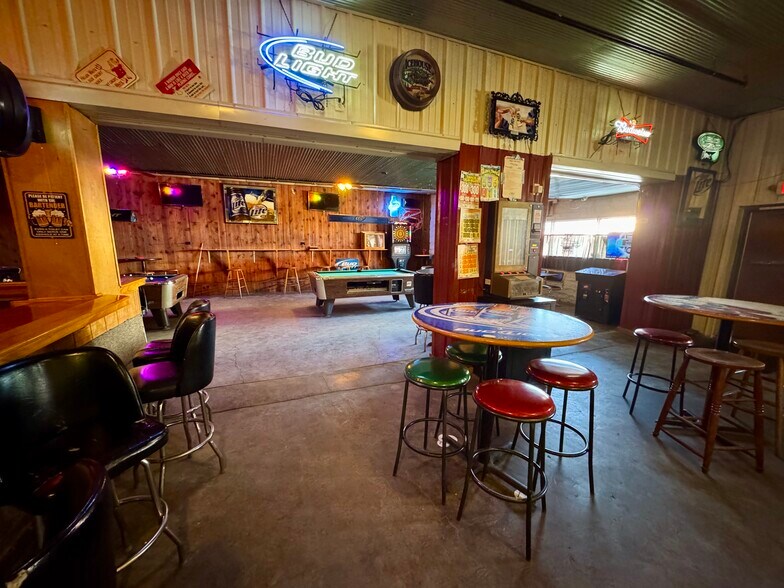 More Photos Of 503 E Main St, Medaryville Restaurant For Sale