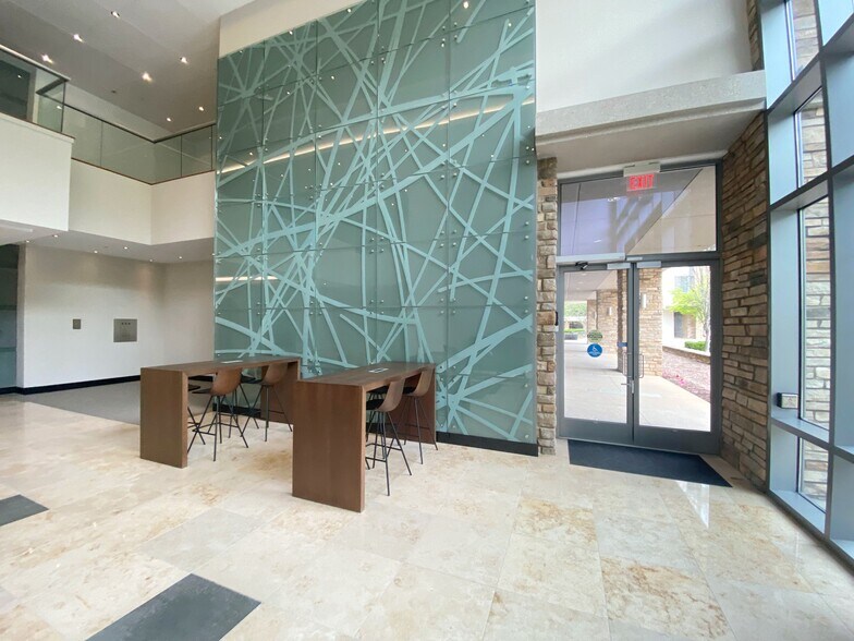 More Photos Of 1110 Sanctuary Pky, Alpharetta Office For Lease