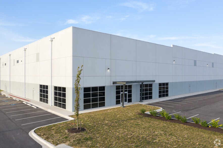 More Photos Of 6001 Bethlehem Blvd, Baltimore Distribution For Lease