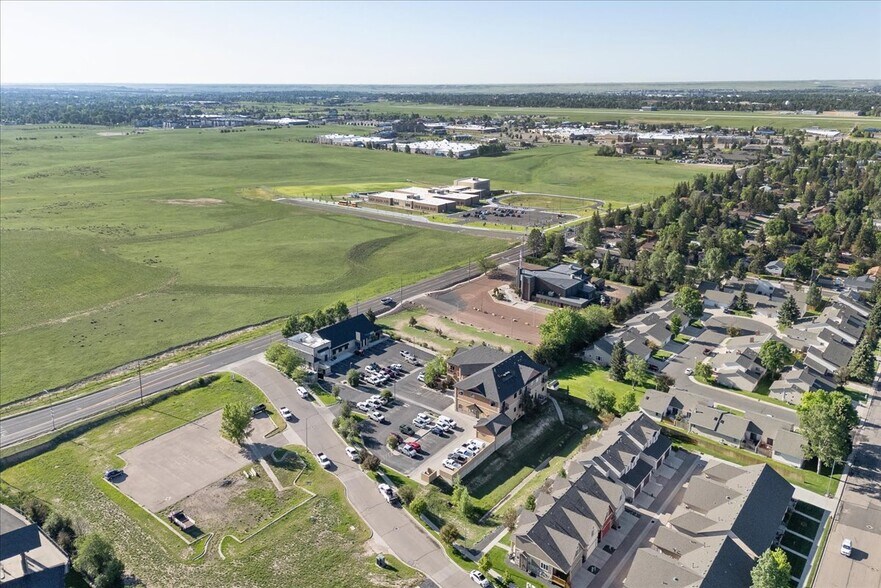 More Photos Of 1103 Old Town Ln, Cheyenne Office For Sale