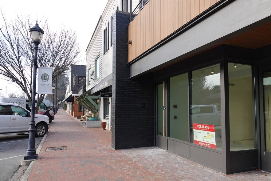 More Photos Of 356 Main St, Highlands Freestanding For Lease
