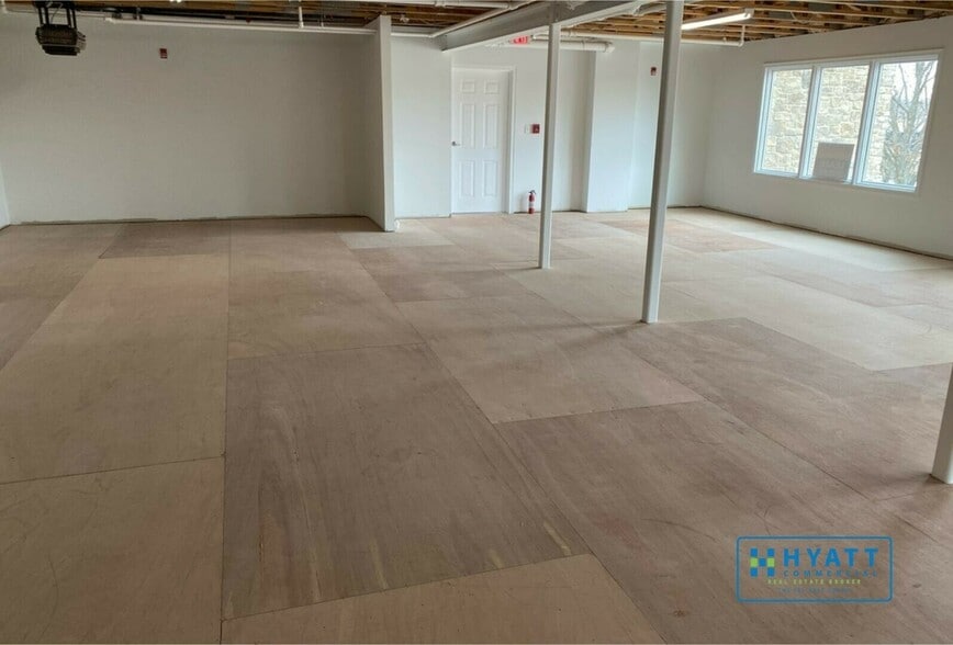 More Photos Of 9123 Old Annapolis Rd, Columbia Storefront Retail Office For Lease