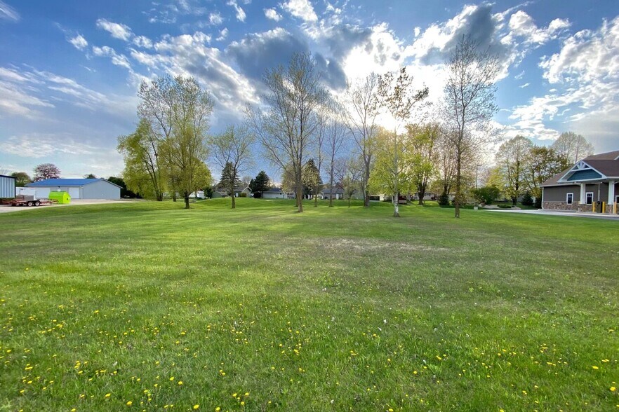 More Photos Of Service Rd, Kiel Land For Sale