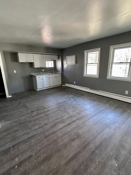More Photos Of 128 Mill St, Springfield Apartments For Sale