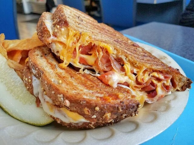 More Photos Of 7618 Madison St, Forest Park Storefront Retail Residential For Lease