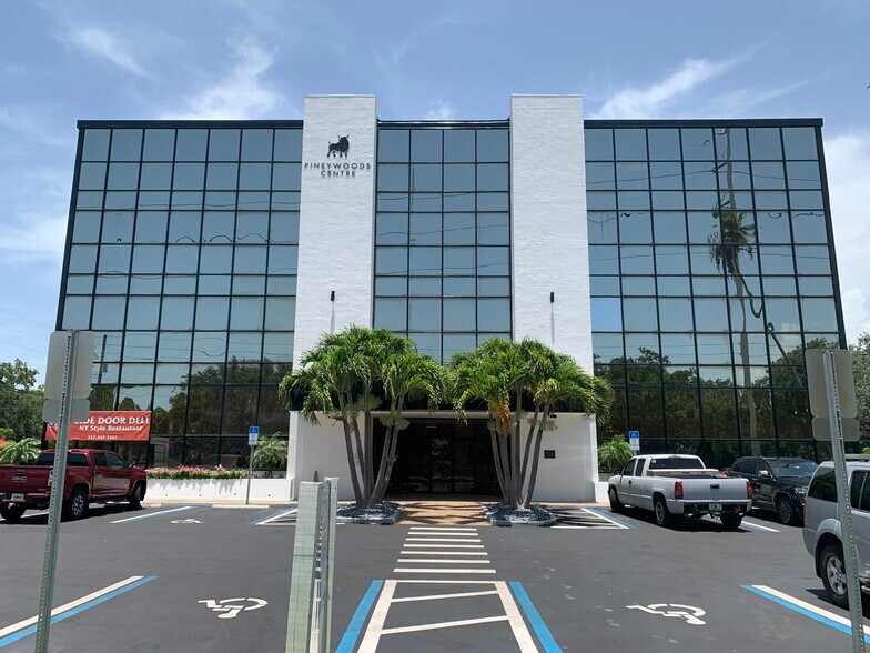 More Photos Of 5999 Central Ave, Saint Petersburg Office For Lease