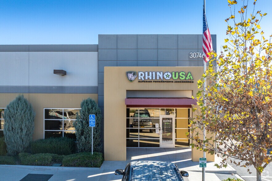 More Photos Of 30746 Wealth St, Murrieta Warehouse For Lease